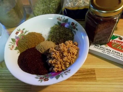 This is one of the spices I never seem to have on hand when making tacos, burritos and many of the delicious recipes from South of the border calling for Carne Asada Seasoning. One of the recipes I made recently had this recipe from years back come to mind, it is so once again going to be my go to. When mixing seasonings I like to make extra to keep in a lidded shaker jar, great to shake on steak, ribs or add to ground beef dishes as I cook. Asada Seasoning Recipe, Carne Asada Seasoning, Making Tacos, Tacos Burritos, Seasoning Recipe, Ground Beef Dishes, Low Carb Low Sugar, Homemade Spices, Homemade Seasonings