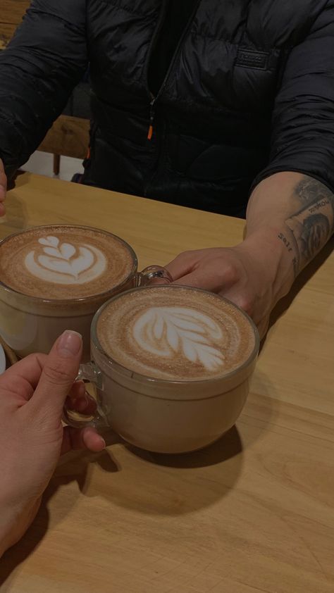 Coffee date Bad Date Aesthetic, Couple Drinking Coffee Aesthetic, Coffee For Two Aesthetic, Coffee Date Pictures Friends, Coffee Shop Couple Aesthetic, Coffee Date Ideas, Boyfriend Coffee Date, Coffee Shop Date Aesthetic, Coffee Couple Aesthetic