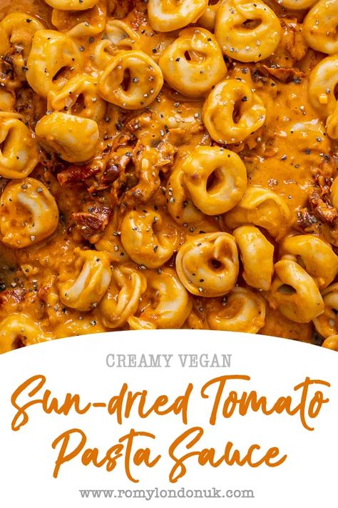 Super creamy Sun-Dried Tomato Pasta Sauce Recipe - next level (vegan) comfort food! Created with only 5 simple ingredients. Perfect with vegan tortellini. #veganpasta #recipe #pastasauce #sundriedtomato Sundried Tomato Pasta Sauce, Veganuary Recipes, Vegan Tortellini, Pasta Sauce Recipes Tomato, Vegan Ravioli, Sun Dried Tomato Pasta, Vegan Pasta Sauce, Sundried Tomato Pasta, Creamy Tomato Pasta