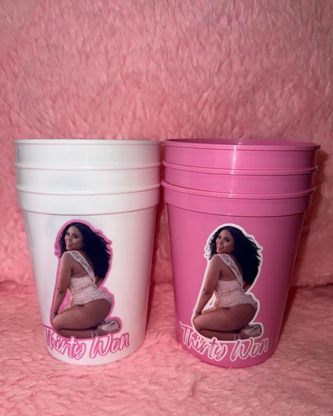 🎂 Personalize your special day with these adorable pink and white cups featuring your own photo! 📸 Don’t wait, book now for quick delivery and top-notch quality! 💕✨ #CustomFavorites #fyp Group Trip, Wedding Cups, Birthday Cup, Custom Cups, White Cups, Party Cups, Party Favors, How To Memorize Things, Accessory Gift