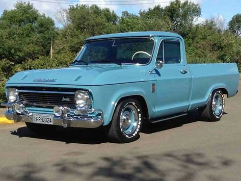 Brazilian Chevrolet C10 Truck Chevy, 87 Chevy Truck, Chevy Trucks Older, Panel Truck, Old Pickup Trucks, Chevrolet C10, Chevy C10, Mini Trucks, Chevrolet Trucks