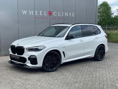 Bmw X5 White With Black Rims, Bmw X3 White, Bmw X5 White, White Suv, Bmw X5m, Bmw Black, Custom Bmw, Luxury Appliances, Custom Cars Paint