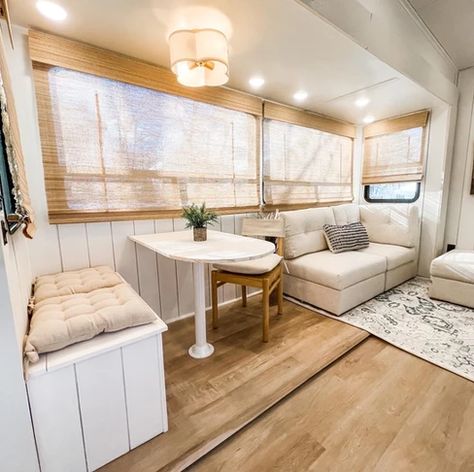 Rv Dinnete Remodel, Travel Trailer Dinette Remodel, Diy Rv Dinette Booth, Trailer Dinette Remodel, Keystone Cougar Rv Remodel, Camper Dining Booth Remodel, Rv Dinette Makeover, Diy Camper Table, Camper Dinette Remodel