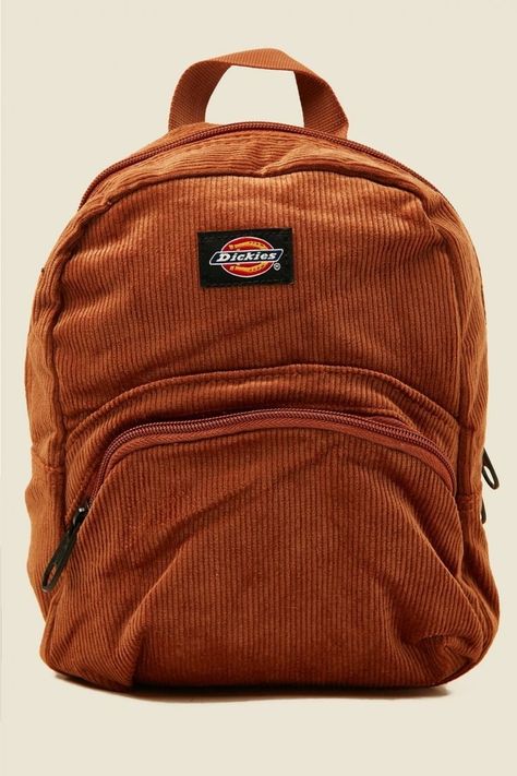 Dickies Corduroy Backpack, Dickies Backpack, Aesthetic Male Outfits, Mochila Jansport, Corduroy Backpack, Masc Fashion, College Fits, Hippie Style Clothing, Street Sneakers