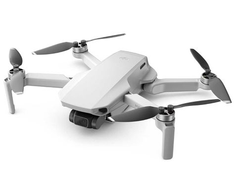 The Mavic Mini drone—the newest, more affordable drone from DJI—folds up into a compact pouch that you can easily take to your local park. Gadget Tecnologici, Dji Mini 2, Dji Mavic Mini, Mavic Mini, Drone For Sale, Foldable Drone, Drone Design, 4k Camera, Dji Drone