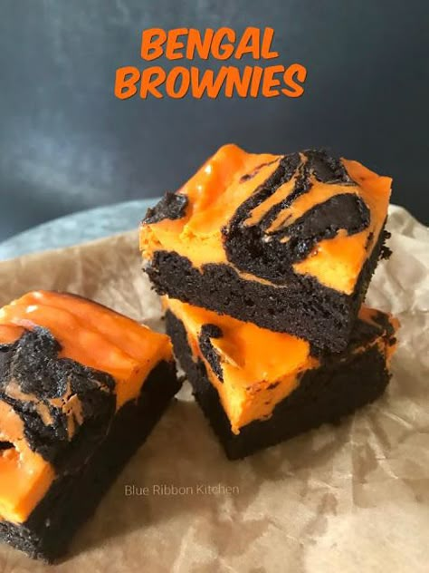 Bengals Snack Ideas, Cincinnati Bengals Desserts, Bengals Food Ideas, Bengals Tailgate Food, Bengals Party Food, Cincinnati Bengals Tailgate Food, Dessert Tailgate Ideas, Bengals Cookie Cake, Bengals Themed Food