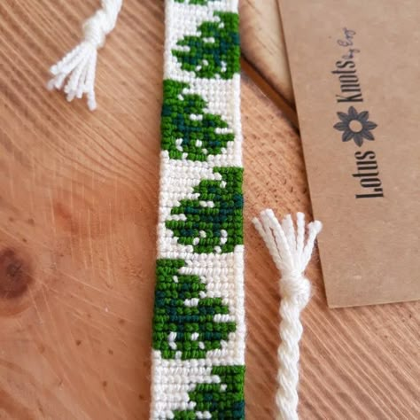 Hawaiian Friendship Bracelets, Avocado Friendship Bracelet, Leaf Friendship Bracelet, Bracelet Bresilien Pattern, Tropical Bracelets, Green Friendship Bracelet, Harry Potter Bracelet, Brazilian Bracelet, Small Bead Bracelet