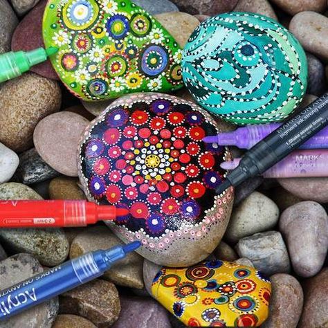 Get into the rock art painting craze.  Its great fun for the whole family.  Express your creativity. So exciting finding a rock somebody else has crafted. Share your designs online for others to enjoy. Paint Pens For Rocks, Paint Marker Pen, Art Painting Supplies, Pen Diy, Glass Office, Liquid Watercolor, Acrylic Paint Pens, Ink In Water, Art Pens