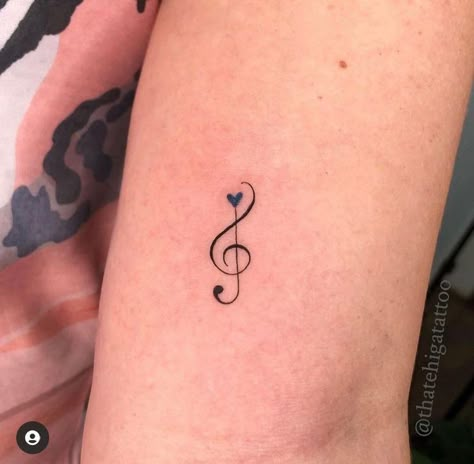 Small Music Tattoos, Cute Simple Tattoos, Cool Wrist Tattoos, Pretty Hand Tattoos, Music Tattoo Designs, Small Pretty Tattoos, Petite Tattoos, Tatuaje A Color, Dope Tattoos For Women