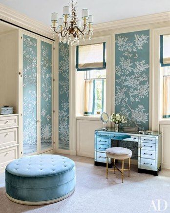 Kristen Buckingham Gracie Wallpaper, Dressing Room Closet, Dream Closets, Chinoiserie Chic, Room Closet, Bedroom Wardrobe, Dressing Room Design, Contemporary Bedroom, Closet Design