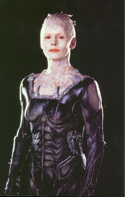 Borg Queen (Star Trek) Borg Queen, Star Trek Borg, The Borg, Star Trek Crew, Star Trek Tv, Star Trek Series, Star Trek Images, Star Trek Characters, Star Trek Movies