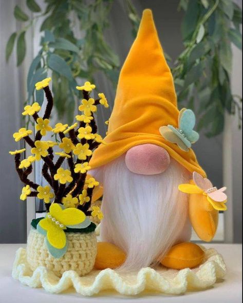 Spring Gnomes Diy How To Make, Easter Coloring Book, Teacup Crafts, Christmas Crafts Diy Projects, Honey Bee Decor, Gnome Gift, Gnomes Diy, Scandinavian Gnomes, Gnome Patterns