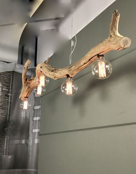 Driftwood Chandelier, Driftwood Furniture, Driftwood Lamp, Home Coffee Stations, Wooden Light, Diy Holz, Wooden Beams, Wooden Lamp, Rustic Lighting