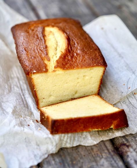 Irresistible Ricotta Pound Cake - Simmer + Sauce What Is Cake Flour, Ricotta Pound Cake, Ricotta Dessert, Cake Flour Substitute, Bomb Cake, Spreadable Cheese, Sour Cream Pound Cake, Light Cakes, Homemade Whipped Cream