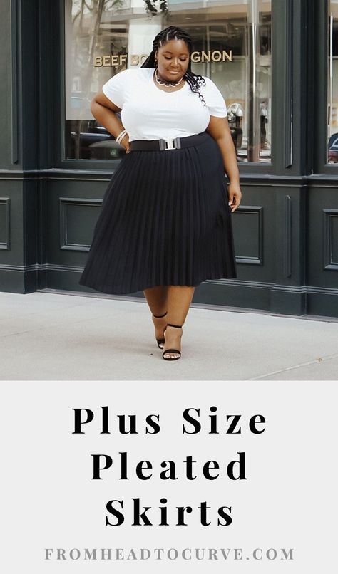 Pleated skirts are back for the win! I actually really love this outfit which is head to toe from Target might I add (excluding the jewelry). Some women feel that pleated skirts make them look bulky, but if selected correctly this would be far from the truth. #skirts #fashion #style #plussize #curvy #plussizestyle #plussizefashion #outfits #ootd Pleated Skirt Outfit Plus Size, Plus Size Skirt Outfits, Black Pleated Skirt Outfit, Pleated Skirt Plus Size, Plus Size Street Style, Rok Outfit, Outfit Elegantes, Pleated Skirt Outfit, Plus Zise