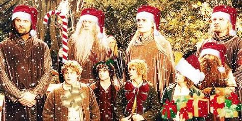 Christmas LOTR!!! Lotr Christmas, Christmas Animated Gif, Tolkien Funny, Tolkien Hobbit, Merry Christmas Santa, Fellowship Of The Ring, Christmas Gif, Christmas Fairy, Thranduil