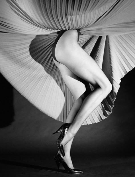 Horst P Horst, Double Exposition, Cy Twombly, Fine Photography, 20th Century Fashion, Gelatin Silver Print, Photographs Of People, Famous Photographers, Women Legs