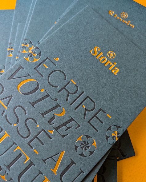 Instead of sending your new year wishes by email, why don't you treat your most precious clients with a beautiful letterpress printed New Year card? For sure they will remember you forever... Design by @florence.furlan #cartedevoeux #letterpress #letterpressprinting #newyearcard #debossing #gold #foilstamping #artisanatfrançais New Year Wishes, New Year Card, Letterpress Printing, Foil Stamping, Letterpress, Florence, Foil, Gold, Design