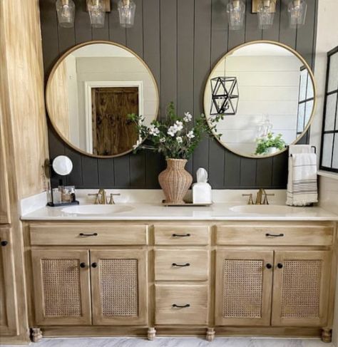 Diy Bathroom Makeover, Bathroom Remodel Designs, Bathroom Inspiration Decor, Upstairs Bathrooms, Bathroom Redo, House Bathroom, Bathroom Remodel Master, Beautiful Bathrooms, Diy Bathroom