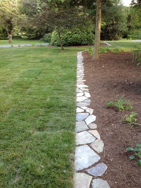 Backyard Landscaping With Gravel, Pavers And Rock Landscaping, Rock Mulch Landscaping Ideas, Small Sloped Front Yard Landscaping, Dry Bed Landscaping Ideas, Rock Landscape Edging, Limestone Landscaping Ideas, Rock Edging Landscape, River Rock Driveway