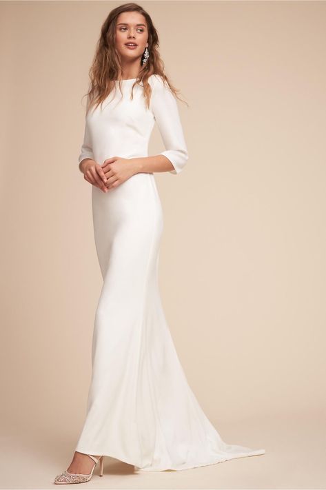 Bacall Gown from BHLDN Meghan Markle Wedding Dress, Wedding Royal, Bhldn Wedding Dress, How To Dress For A Wedding, Meghan Markle Wedding, Minimalist Wedding Dresses, Wedding Dresses 2018, Dress Royal, Bridal Musings