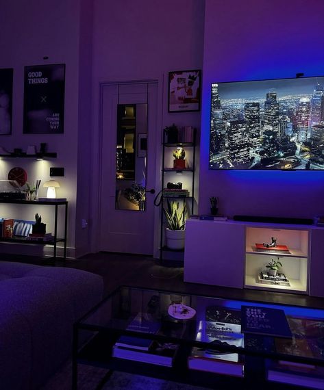 Living With Boyfriend Decor, Hype Apartment, Guy Apartment Ideas, Guys Apartment Decor, Apartment Aesthetic Black, Couple Apartment Aesthetic, Cool Things For Your Room, Led Lights Aesthetic, Room With Couch