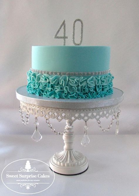 Tiffany Blue Birthday Cake, Turquoise Cake Ideas, Tiffany Birthday Cake, Tiffany Blue Wedding Cake, Tiffany Cake, Tiffany Blue Cakes, Glamour Cake, 40th Birthday Cake For Women, Aqua Cake