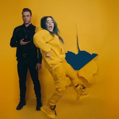 Bad Guy Billie Eilish, Billie Eilish Bad Guy, Billie Eilish Outfits, Yellow Outfits, Halloween Coustumes, Billie Eillish, Halloween Time, Halloween Costumes Makeup, Yellow Outfit