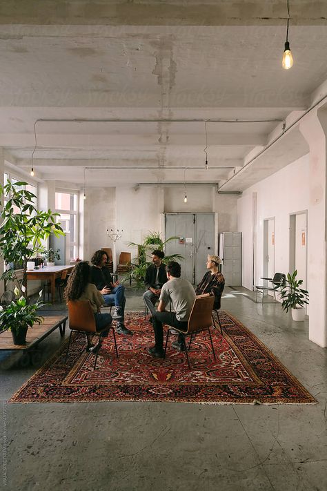 Five people sitting on chairs and forming a circle for an introductory sharing circle. They have met for group counselling session in a spacious location with industrial charme. The multi-ethnic group consists of 3 men, 1 woman and 1 non-binary person. Group Therapy Session Aesthetic, Counselling Photos, People Sitting In A Circle, Counseling Aesthetic, Therapy Session Aesthetic, Discussion Room, Sharing Circle, Counselling Session, Life Manifestation