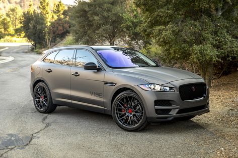 Jaguar F-PACE with Vorsteiner V-FF 107 Carbon Graphite R22 Vision Casting, Jaguar Fpace, Jaguar Suv, Jaguar Auto, Vw Atlas, Jaguar Cars, Sport Suv, Jaguar F Pace, Car Racer