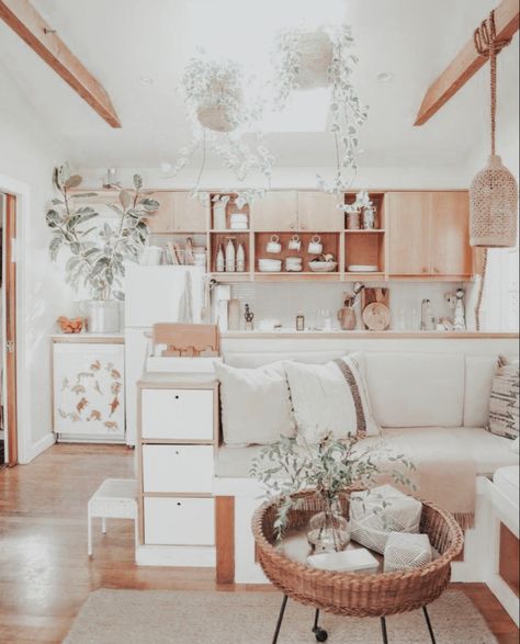 Cozy Studio Apartment, Built In Sofa, Studio Apartment Design, Living Room Designs Small Spaces, Camille Styles, Small Space Design, Small Studio Apartments, Small Space Organization, Beach Family