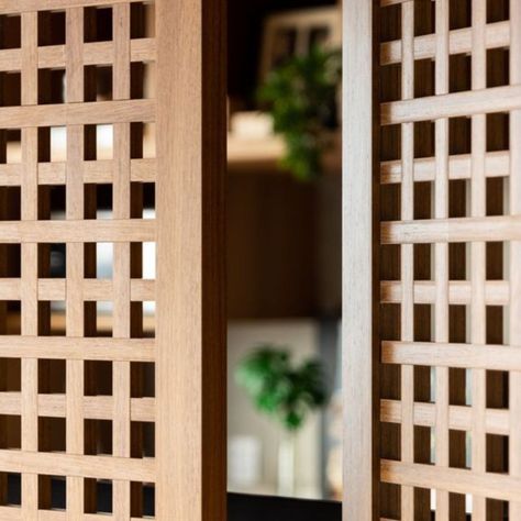 The perfect blend of elegance and privacy with Lattice Screen!

https://www.houseofbamboo.com.au/


#interiorstyling #interiorinspo #designlife #interiordesignlovers #latticepanel #bamboo #bamboodesigns #architecture #contemporaryarchitecture # #interiordesign #interiorstyle #designinspiration #designinspo #bambooforchange #interiordetails #interiorarchitecture #luxuryinteriors #contemporaryinteriors #archilovers Cafe Design Inspiration, Sas Entree, Home Office Furniture Design, Lattice Screen, Arch Interior, Timber Cladding, Room Partition, Partition Wall, Facade Design