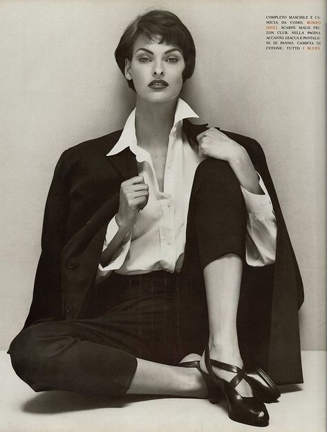 Vogue Italia Editorial, Photography 90s, Nadja Auermann, Vogue Editorial, Romeo Gigli, Vogue Archive, Patrick Demarchelier, Steven Meisel, Linda Evangelista