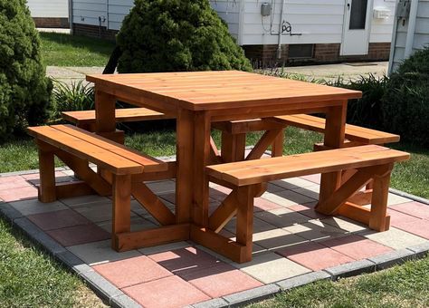 Building A Picnic Table, How To Build A Picnic Table, Wood Picnic Table Ideas, Handmade Picnic Table, Square Picnic Table Plans, Picnic Tables Ideas, Picnic Table Backyard, Diy Luxury Picnic Table, Backyard Picnic Table