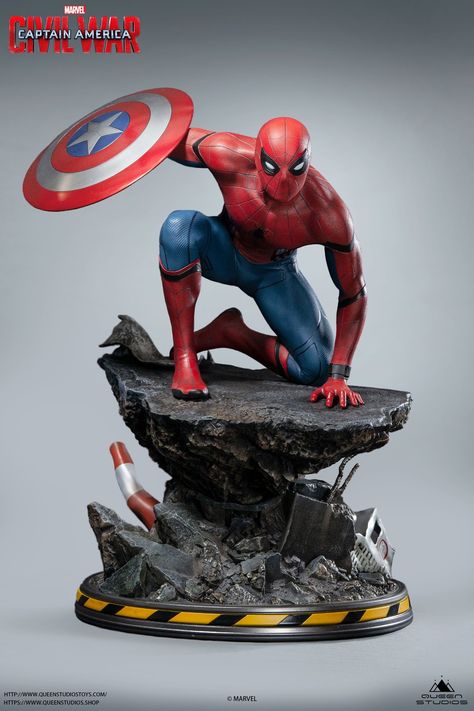 Spiderman Figurines, Peter Parker Tom Holland, Marvel Statues, Character Statue, Black Spiderman, Spiderman Cake, Captain America Shield, Captain America Civil, Spiderman Birthday