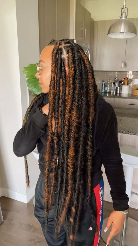 Style Locs Hairstyles, Jumbo Locs, Jumbo Faux Locs, Style Locs, Locs Long, Natural Braided Hairstyles, Short Box Braids Hairstyles, Protective Hairstyles For Natural Hair, Short Locs Hairstyles