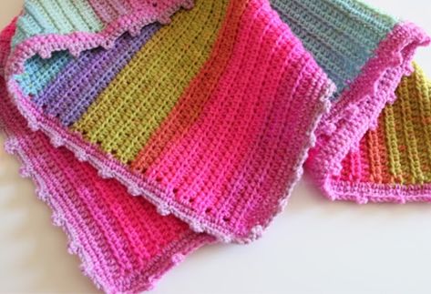 Rainbow Ridge Beginner Crochet Blanket - Melanie Ham Crochet Blanket Beginner, Melanie Ham, Beginner Crochet Blanket, Crochet Shawl Tutorial, Knitting Patterns Cocoon, Crochet Blanket Rainbow, Crochet Blanket Tutorial, Beginning Crochet, Chunky Crochet Blanket