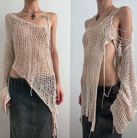 Retail Pharmacy, Look Boho Chic, Under Your Spell, Crochet Fashion Patterns, Mode Inspo, Knit Fashion, Mode Inspiration, Crochet Fashion, Cute Crochet