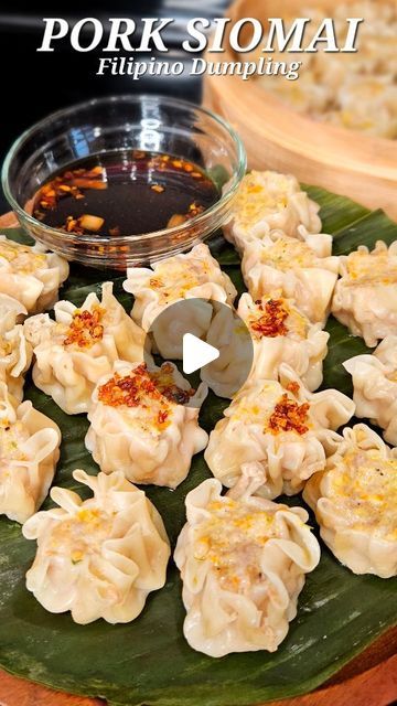 📝 FULL RECIPE is on my blog TitaBecky.com   These savory, succulent, and delicious Filipino PORK SIOMAI or pork dumplings are one of m... | Instagram Siomai Sauce Recipe Filipino, Pork Siomai Recipe Filipino, Siomai Recipe Filipino, Pork Siomai Recipe, Pork Siomai, Pork Dumplings, Ground Pork Recipes, Mall Food Court, Fried Garlic