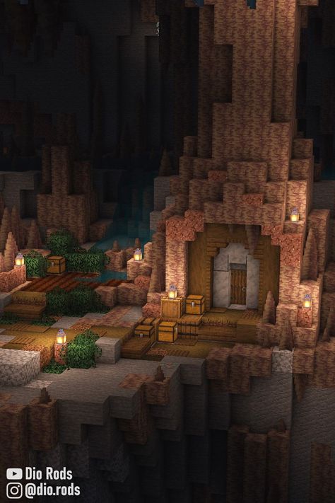 Dripstone Cave Base Idea for Minecraft Survival! Minecraft Cave House Ideas, Minecraft Cave House, Lush Cave, Minecraft Cave, Minecraft Underground, Survival Minecraft, Minecraft Steampunk, Starter House, Minecraft House Tutorials