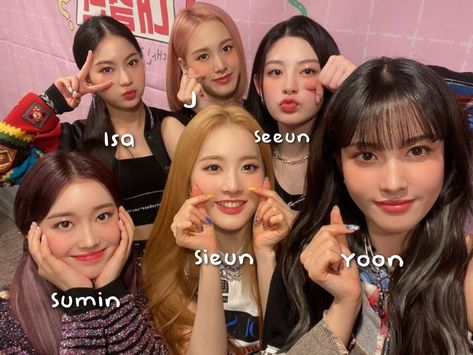 Stayc members and their names <3 062822 Stayc Members, Kpop Group Names, Girls Group Names, Witch Names, Korea Language, My Melody Wallpaper, Bias Kpop, Girl Guides, Girl Names