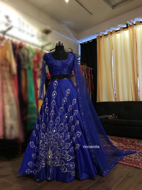 Royal blue Lehenga with peacock embroidery done with mirrorwork Peacock Theme Lehenga, Royal Blue Lehenga Color Combinations, Peacock Blue Lehenga, Royal Blue Wedding Dresses, Peacock Lehenga, Blue Indian Wedding, Beautiful Lengha, Peacock Indian, Blue Wedding Dress Royal