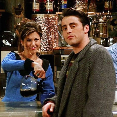 Friends Joey And Rachel, Rachel And Joey, Friends Monica Geller, Joey And Rachel, Chandler Friends, Rachel Friends, Ross And Rachel, Friends Scenes, Smelly Cat