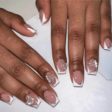 Short Nails For Prom, Cute Short White Nails With Diamonds, French Tip Nails Short Nails, Short Nails Acrylic With Charms, Nails Acrylic Red Short, Short Nails For Basketball Players, Back To School Nails 4th Grade, Extra Short Square Acrylic Nails, Short Acrylic Toes