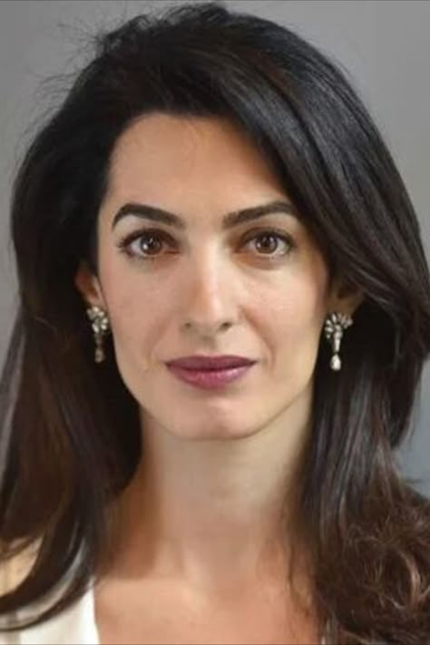 Romantic Natural Ingenue (with Dramatic) Amal Clooney Romantic Essence Hair, Romantic Natural Classic Essence, Romantic Inguene Essence, Ethereal Essence Hair, Dramatic Classic With Ethereal Essence, Dramatic Classic, Amal Clooney, Girl Next Door, Sweet Girls