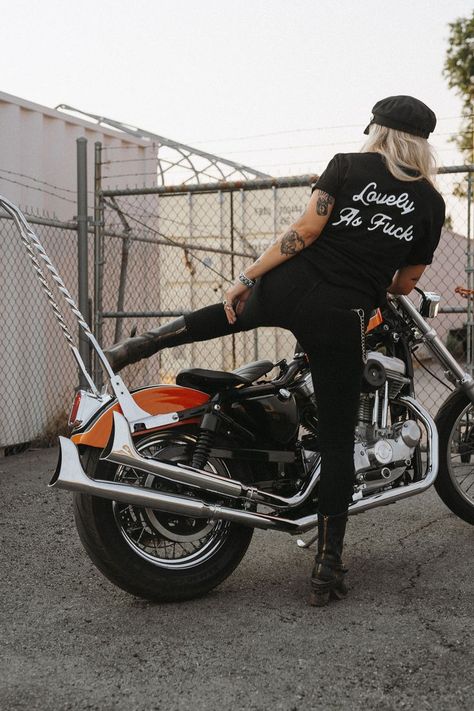 Motorcycle Girlfriend Outfit, Classy Biker Chick Outfit, Biker Inspired Outfits, Bike Week Outfits Biker Chic, Bike Week Outfits, Biker Style Women Outfits, Biker Chick Aesthetic, Female Biker Outfit, Biker Babe Outfit