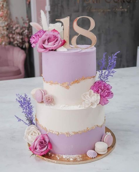 Butterfly Theme Cake, Birthday Cake For Women Elegant, Latest Birthday Cake, Debut Cake, 25th Wedding Anniversary Cakes, Purple Cakes Birthday, Tiered Cakes Birthday, Green Wedding Cake, Wedding Anniversary Cakes