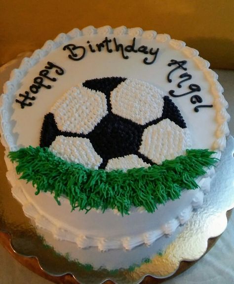 Soccer birthday cake Bento Cake Football Design, Soccer Cake Birthday, Soccer Themed Cakes For Boys, Simple Football Cake Design, Pastel Futbol Soccer, Boy Birthday Cake Design, Simple Birthday Cake For Boys, Soccer Cake Ideas, Football Cake Design