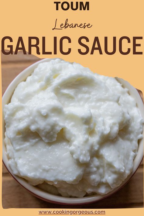 Popular Middle Eastern sauce/condiment made with emulsifying garlic with oil and seasoned with salt and lemon juice. Mediterranean Garlic Sauce, Toum Recipe, Whipped Garlic, Meze Recipes, Lebanese Garlic Sauce, Easy Veggie Side Dish, Sandwiches And Wraps, Vegetarian Party Food, Side Dishes For Chicken