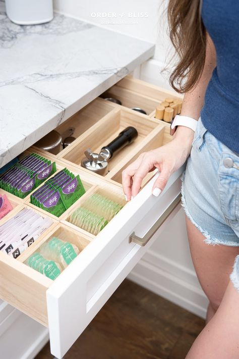 Pantry Tea Station, Tea Storage Drawer, Coffee Drawer Organizer, Yea Drawer, Coffee Pod Organization, Tea Drawer Organization Storage Ideas, Tea And Coffee Drawer, Tea Drawer Organizer, Tea Drawer Organization